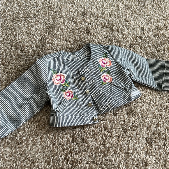 RETIRED Evette Peeters meet outfit - Picture 3 of 4